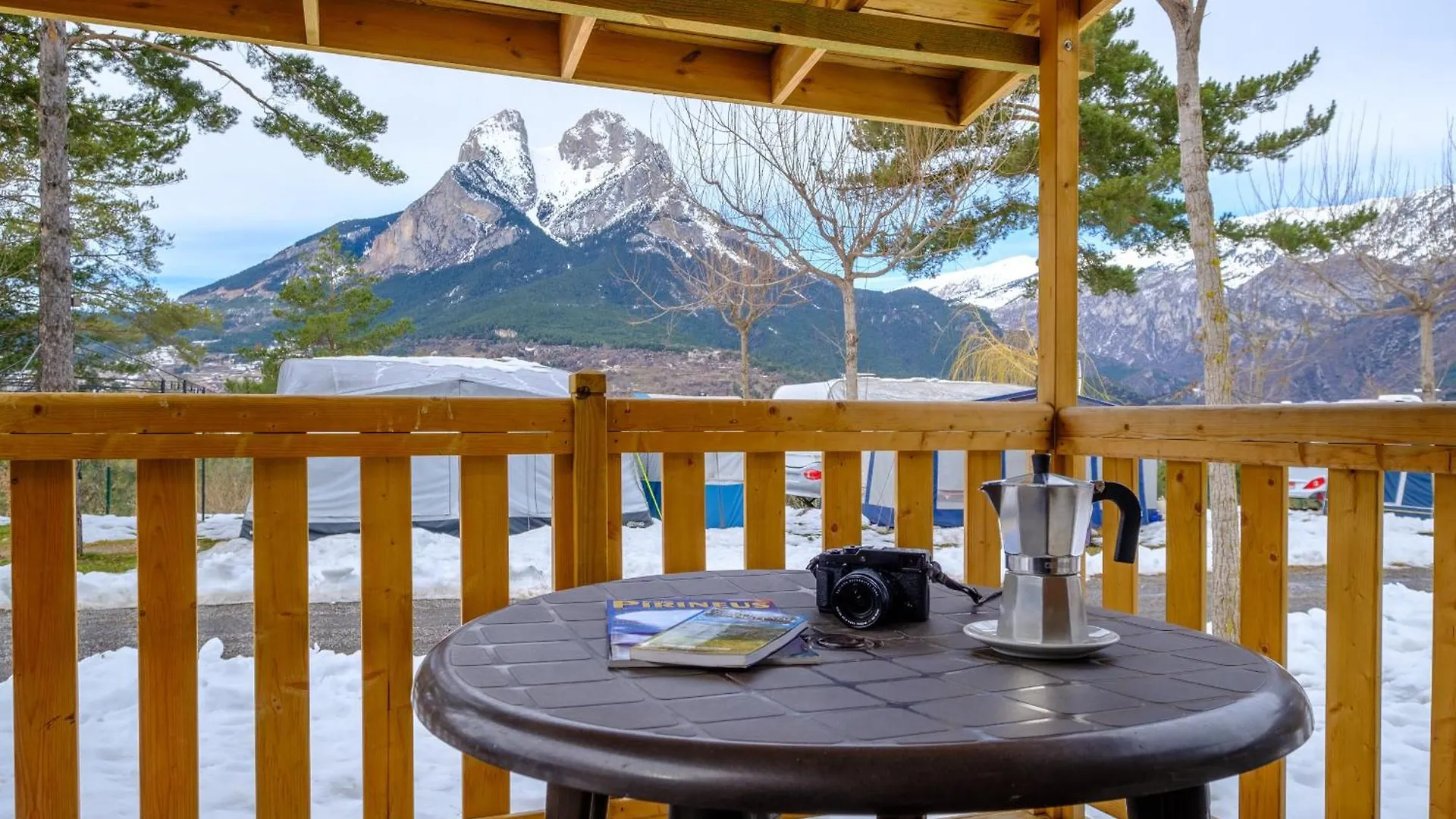 Holiday park Wecamp Pedraforca Hotel Saldes