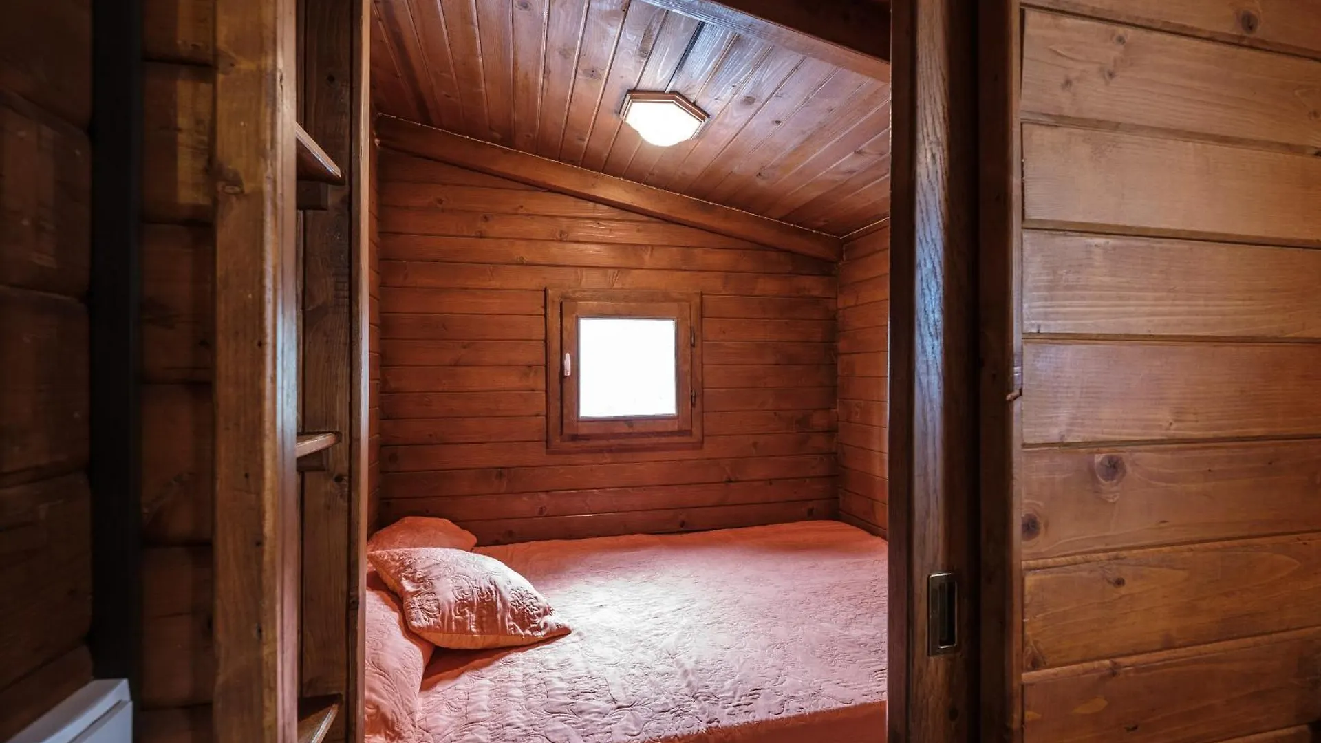 Semesterpark Wecamp Pedraforca Hotell Saldés